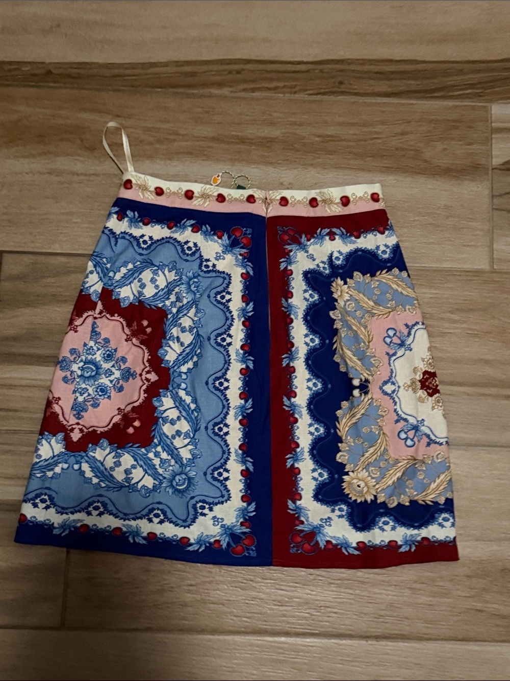 FARM Rio Multi-Color Medallion Mini Skirt - Picture 2 of 6